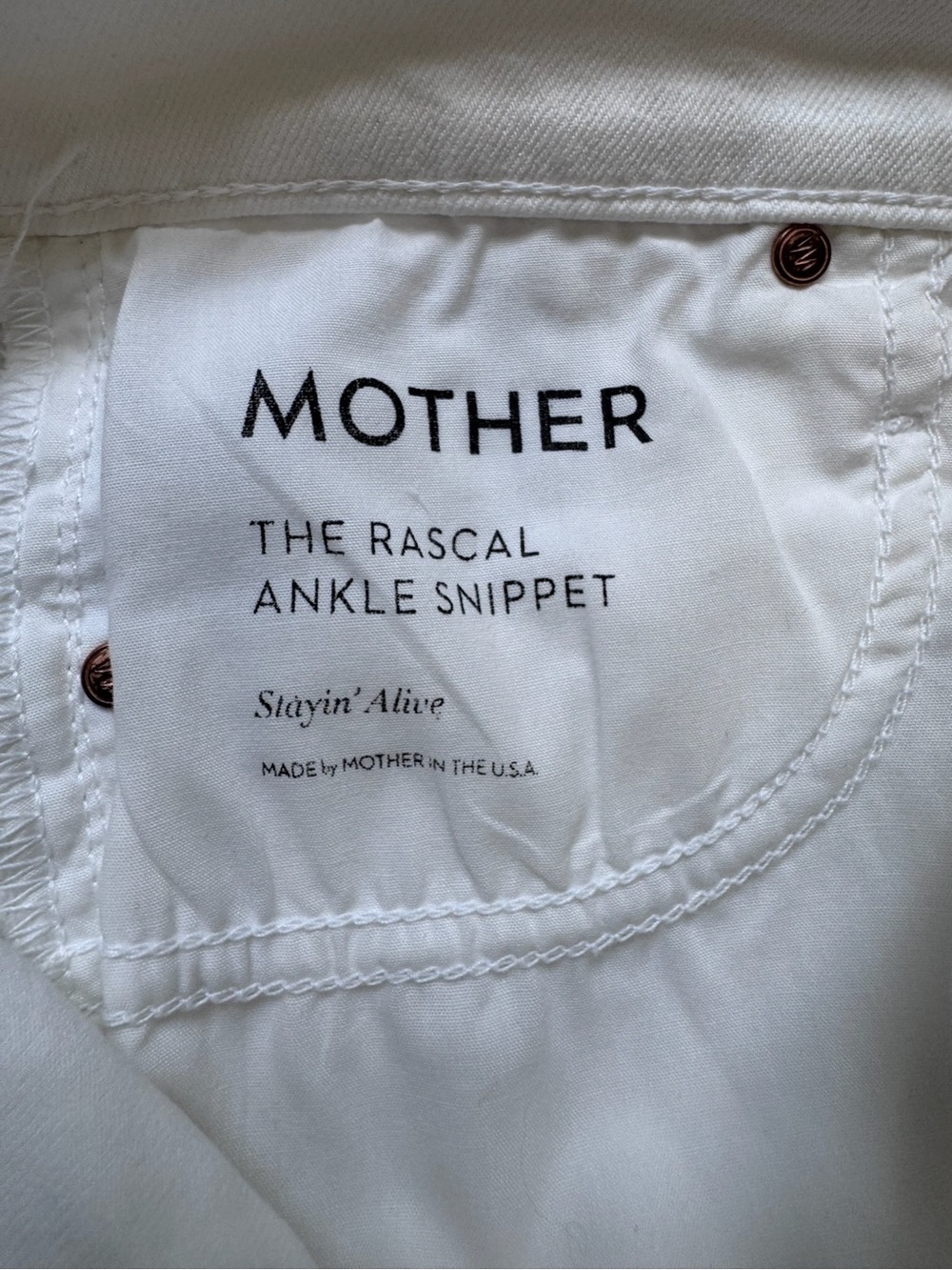 MOTHER The Rascal Ankle Snippet Stayin’ Alive White Jeans Size 25 Frayed Hem - Picture 9 of 15